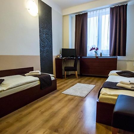 Penzion Fit - Contactless Check In Zwoleń Zewnętrze zdjęcie